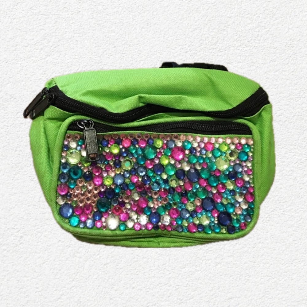 Green fanny pack